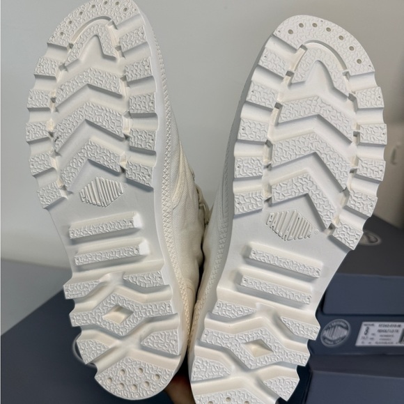 Palladium Women’s Pampa Hi Star White Size 10 - Picture 6 of 7